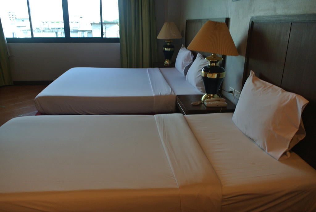 Hejia Grand Hotel Sadao Buitenkant foto